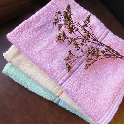 三色點緞浴巾