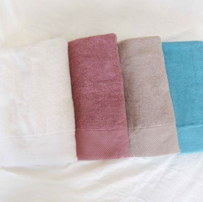 彩虹歐風浴巾